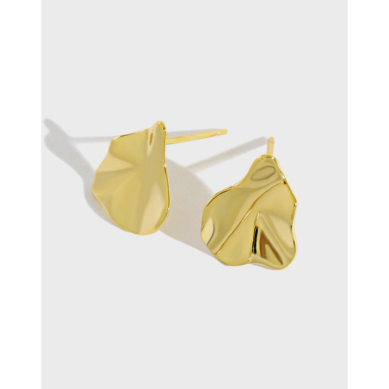 Lueur de Feuille Stud Earrings