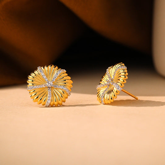 Éclat de Soleil Stud Earrings