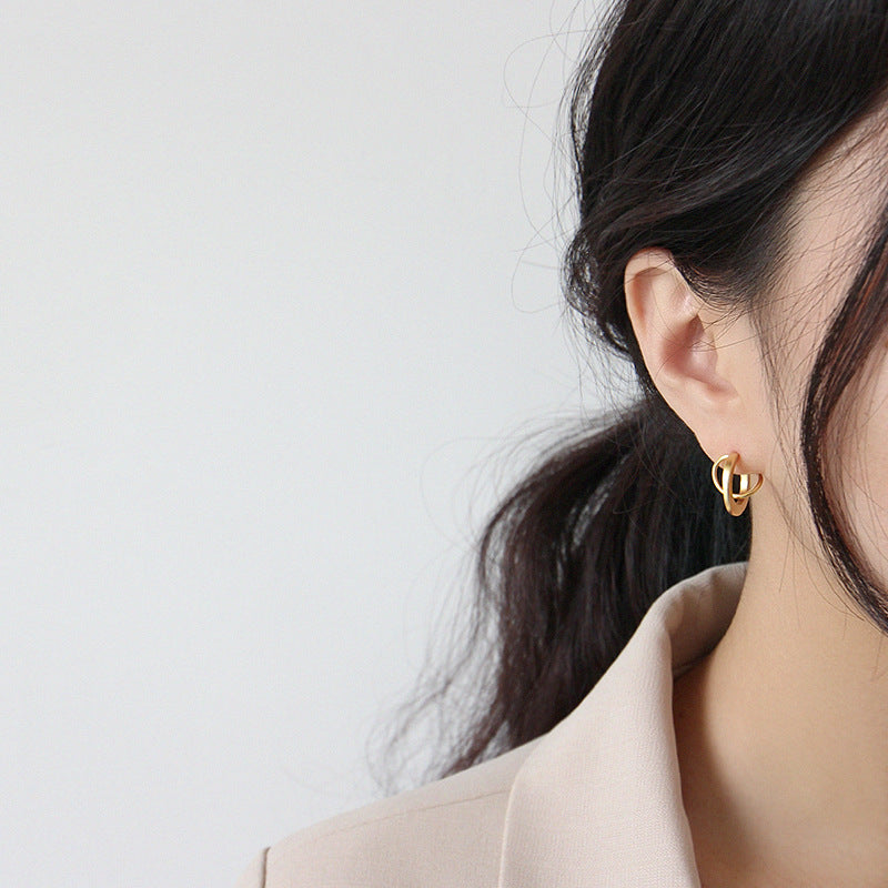 'Keindahan Simpul' Stud Earrings