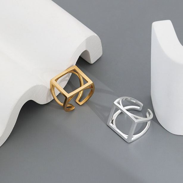 "Quadrat Eleganz" Ring