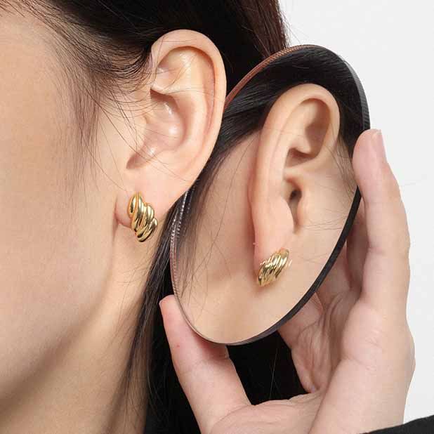 Oro Scolpito Earrings