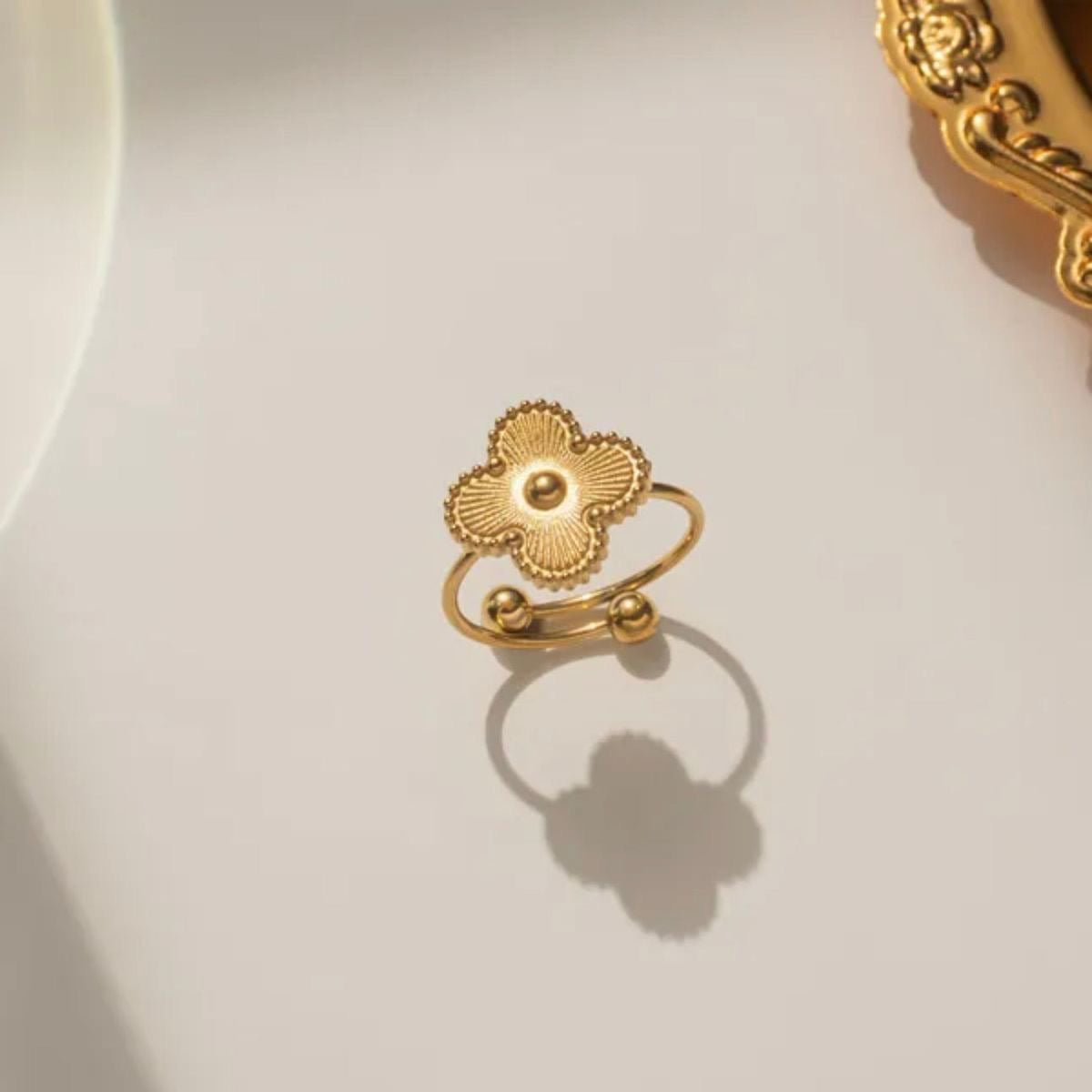 Eternal Flower Ring