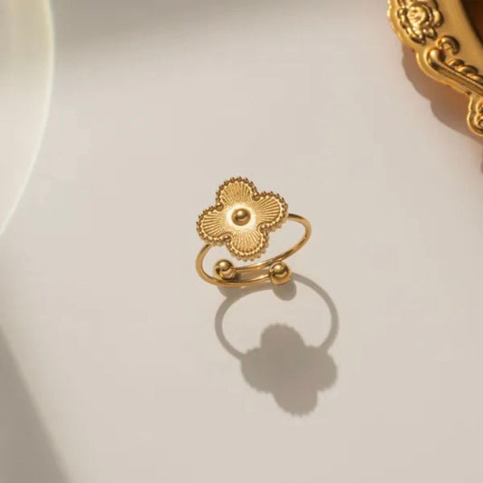 Eternal Flower Ring