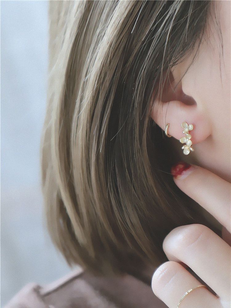 Petite Fleur Earrings