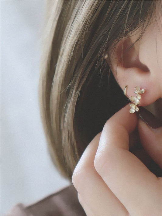 Petite Fleur Earrings